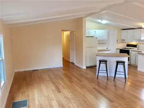 87 Wright Way, Coventry, RI 02816 photo 3