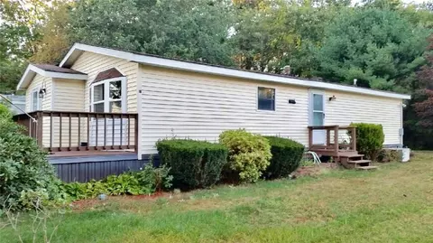 87 Wright Way, Coventry, RI 02816 photo 2