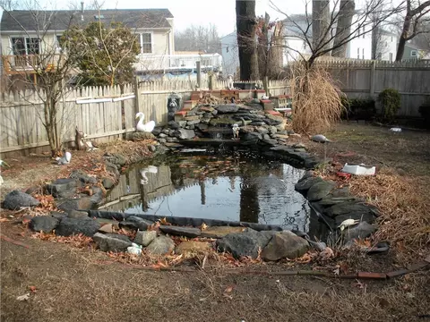 528 W Shore Rd, Warwick, RI 02889 photo 4