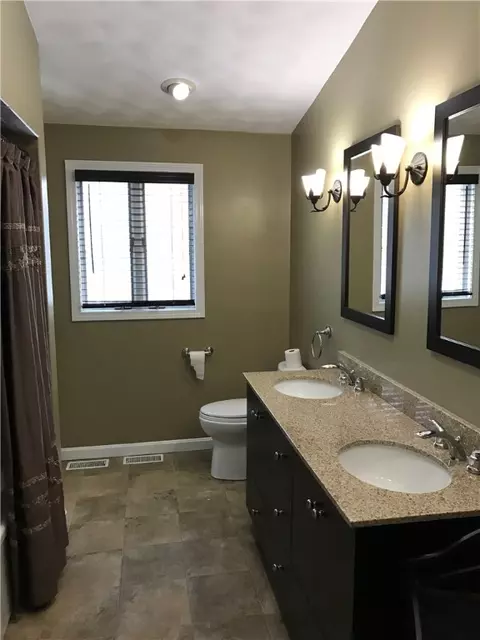 752 Hammet Rd, Coventry, RI 02816 photo 19