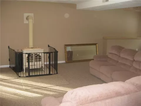 752 Hammet Rd, Coventry, RI 02816 photo 17