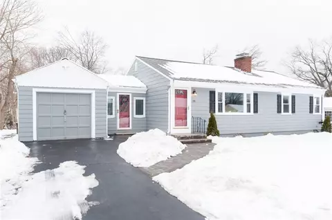 38 Benson Ave, Warwick, RI 02888 photo 1