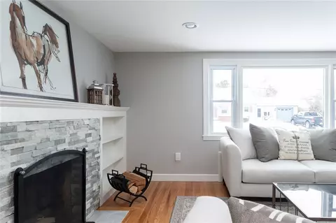 38 Benson Ave, Warwick, RI 02888 photo 11
