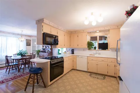 70 Beth Rd, Tiverton, RI 02878 photo 6