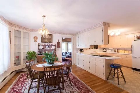 70 Beth Rd, Tiverton, RI 02878 photo 9