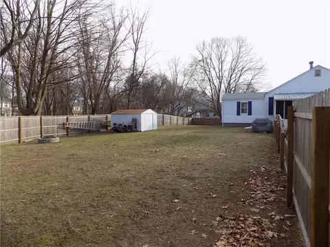 84 Bartlett Dr, Warwick, RI 02886 photo 16