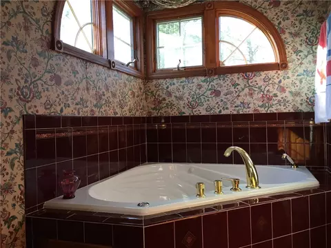 2 Winterberry Dr, Coventry, RI 02816 photo 14