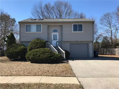 321 Gertrude Ave, Warwick, RI 02886 photo 1