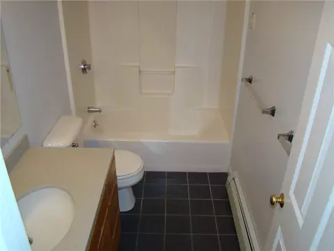 321 Gertrude Ave, Warwick, RI 02886 photo 13