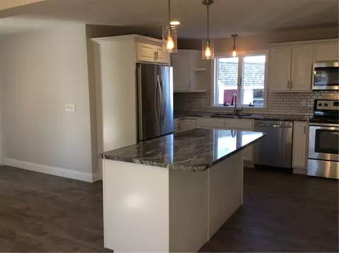 11 Quinlan Ct, Warwick, RI 02886 photo 4