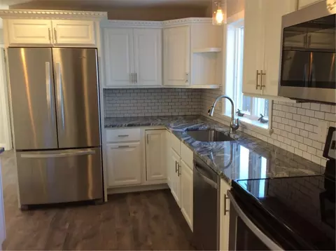 11 Quinlan Ct, Warwick, RI 02886 photo 6