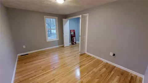 39 Robin Dr, Exeter, RI 02822 photo 10