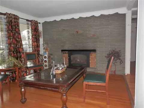 44 Crocus St, Warwick, RI 02886 photo 4
