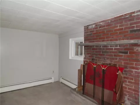 44 Crocus St, Warwick, RI 02886 photo 31