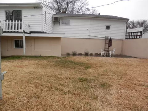 44 Crocus St, Warwick, RI 02886 photo 38
