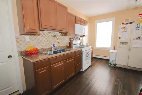 683 Third Ave, Woonsocket, RI 02895 photo 3