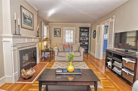 10 Adele Ave, East Providence, RI 02916 photo 14