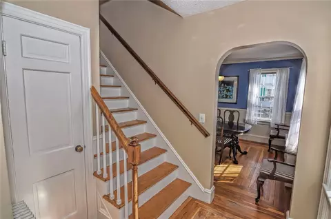 10 Adele Ave, East Providence, RI 02916 photo 18