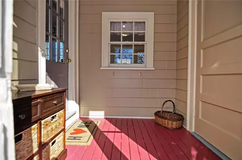 10 Adele Ave, East Providence, RI 02916 photo 4