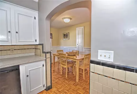 10 Adele Ave, East Providence, RI 02916 photo 11