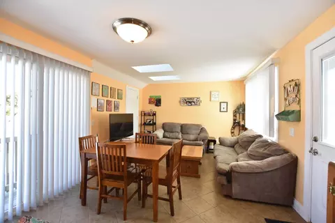 19 Maplehurst Ave, Warwick, RI 02889 photo 8
