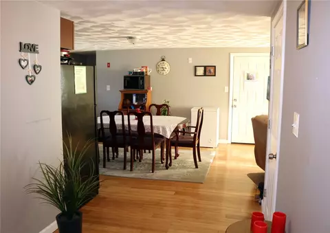 856 Manville Rd, Woonsocket, RI 02895 photo 3