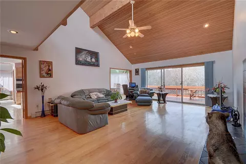 38 Moonlight Dr, Westerly, RI 02891 photo 15