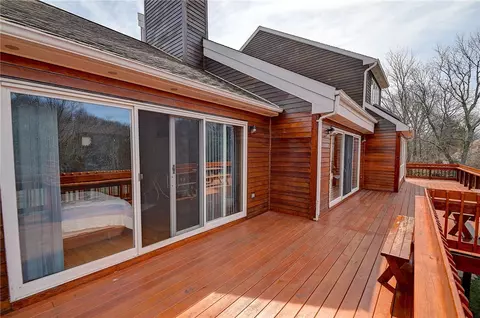 38 Moonlight Dr, Westerly, RI 02891 photo 6