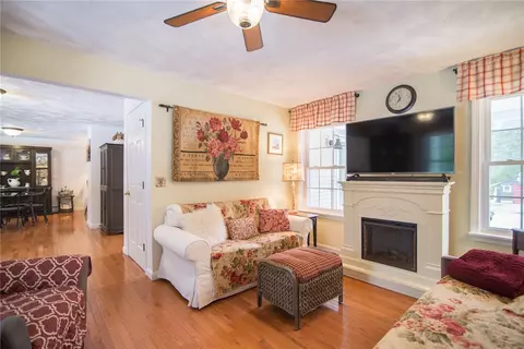 320 Plainfield Pike, Coventry, RI 02827 photo 15