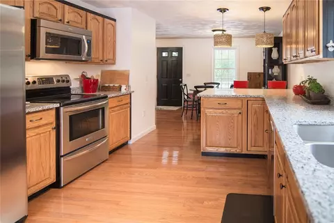 320 Plainfield Pike, Coventry, RI 02827 photo 5