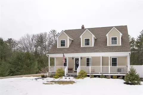 320 Plainfield Pike, Coventry, RI 02827 photo 2
