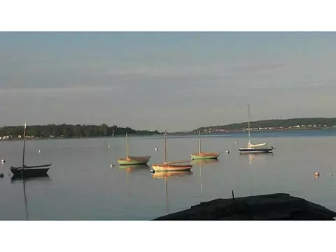6 Beth Ave, Warren, RI 02885 photo 9