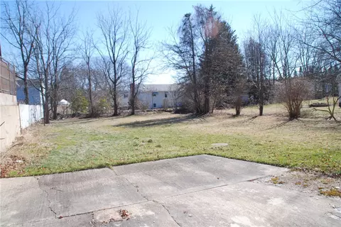 4 Brayton Ave, Warwick, RI 02886 photo 7