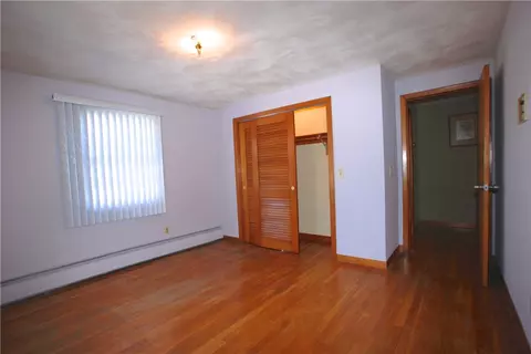 4 Brayton Ave, Warwick, RI 02886 photo 24