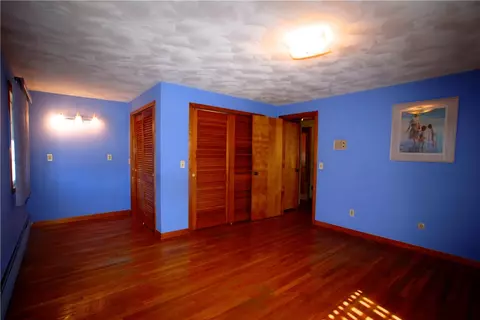 4 Brayton Ave, Warwick, RI 02886 photo 22