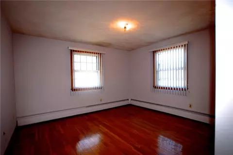 4 Brayton Ave, Warwick, RI 02886 photo 23