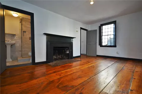 116 Transit St, Providence, RI 02906 photo 16