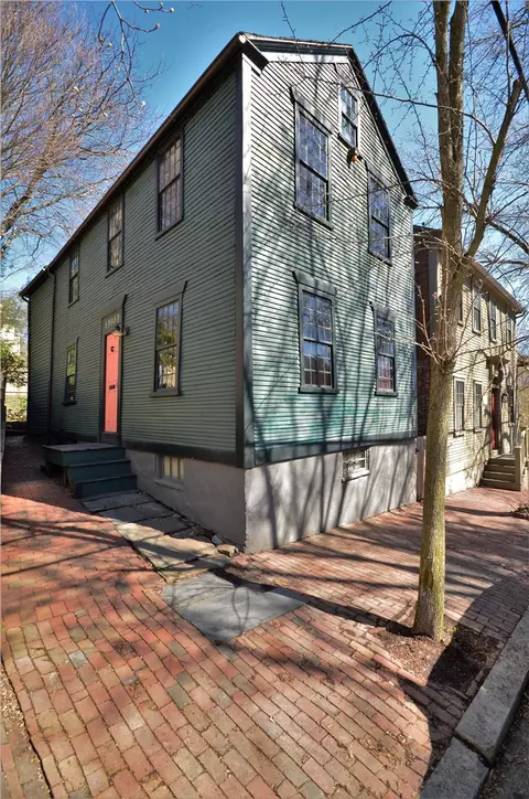 116 Transit St, Providence, RI 02906 photo 1