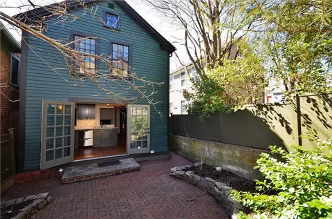 116 Transit St, Providence, RI 02906 photo 4