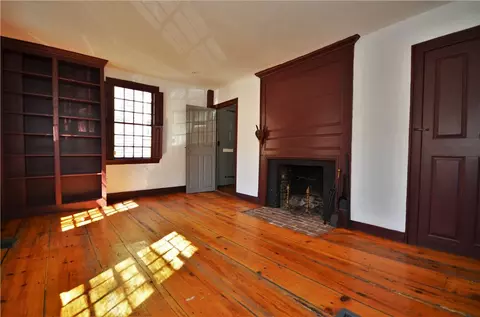 116 Transit St, Providence, RI 02906 photo 22