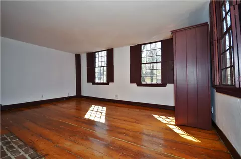 116 Transit St, Providence, RI 02906 photo 27