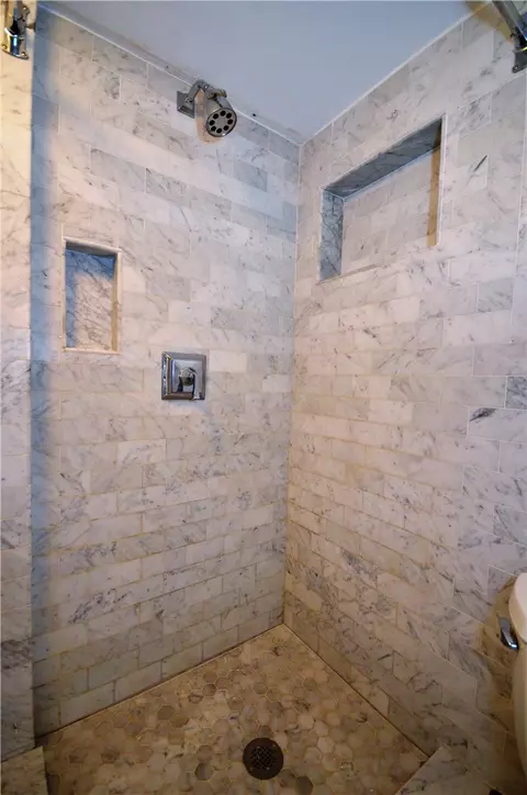 116 Transit St, Providence, RI 02906 photo 21