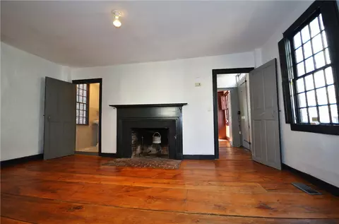 116 Transit St, Providence, RI 02906 photo 17
