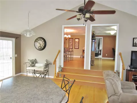 7 Pine Hill Rd, Coventry, RI 02816 photo 7