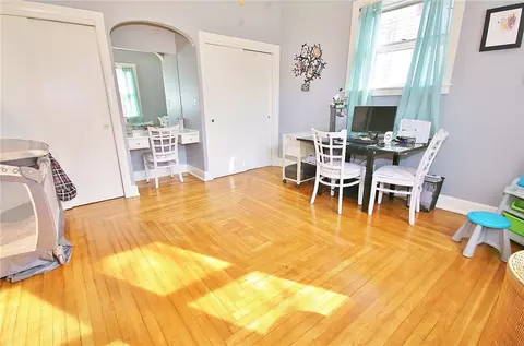 43 Maple St, Woonsocket, RI 02895 photo 7