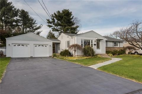 157 Vineyard Rd, Warwick, RI 02889 photo 2