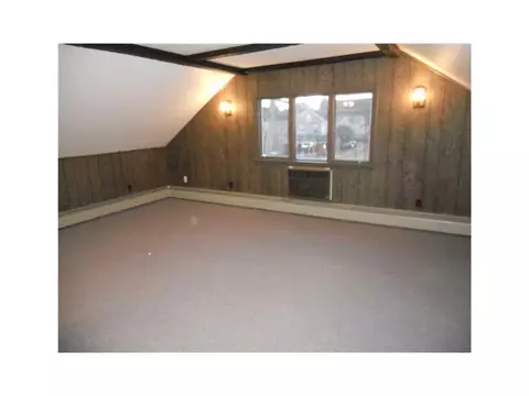 74 Hamlet Ave, Woonsocket, RI 02895 photo 17