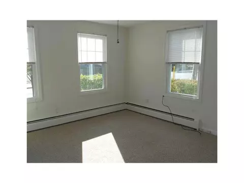 74 Hamlet Ave, Woonsocket, RI 02895 photo 19