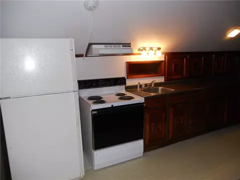 74 Hamlet Ave, Woonsocket, RI 02895 photo 4