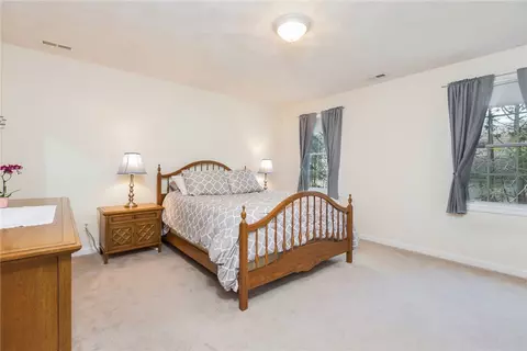 118 Avenue B Ave, Woonsocket, RI 02895 photo 14